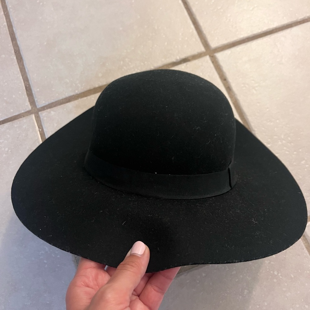 Elegant Black Women's Felt Hat
